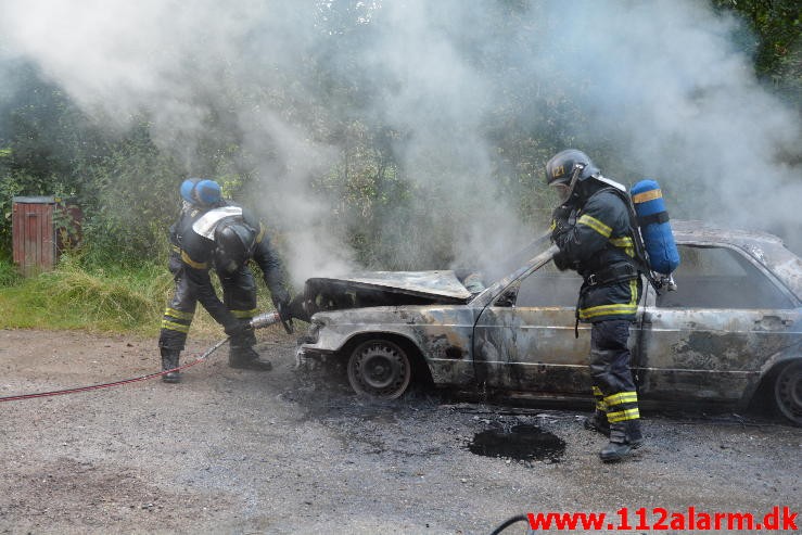 Bilbrand i det fri. Munkebjergvej ved Munkebjerg. 05/08-2015. Kl. 5:24.