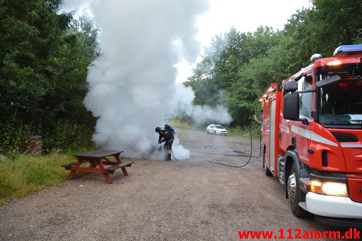 Bilbrand i det fri. Munkebjergvej ved Munkebjerg. 05/08-2015. Kl. 5:24.