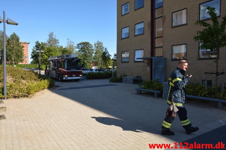 Brand i Lejlighed. Finlandsvej 91 i Vejle. 09/08-2015. Kl. 16:56.