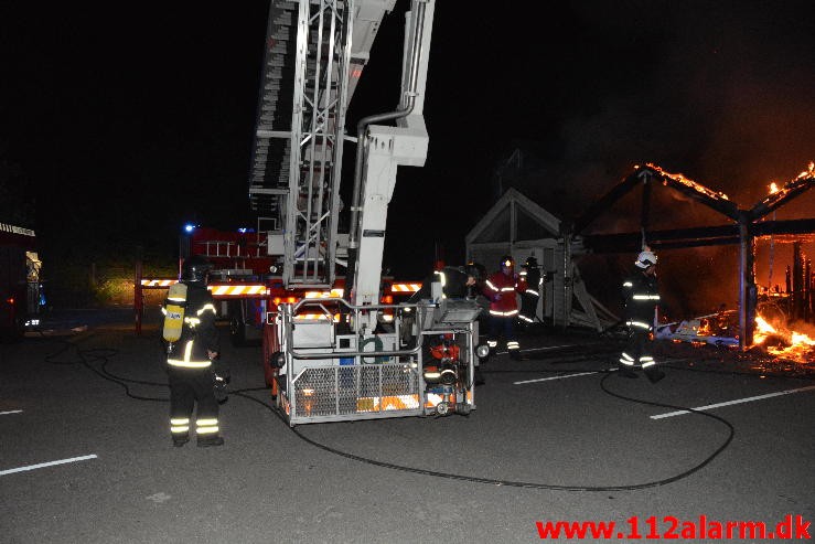 Brand i Etageejendom . Vissingsgade 15 i Vejle. 09/08-2015. Kl. 23:24.