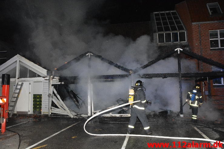 Brand i Etageejendom . Vissingsgade 15 i Vejle. 09/08-2015. Kl. 23:24.