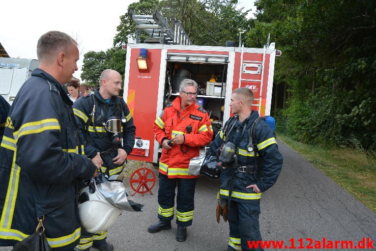 Brand i Villa . Mølgårdvej i Vonge. 14/08-2015. Kl. 19:33.