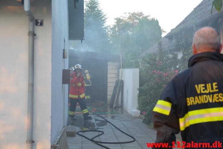 Brand i Villa. Grønnegade i Jelling. 24/08-2015. Kl. 19:47.