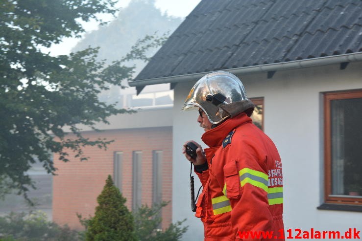 Brand i Villa. Grønnegade i Jelling. 24/08-2015. Kl. 19:47.