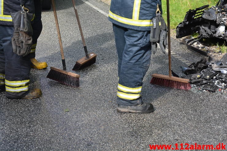 FUH med fastklemt. Skanderborgvej ved Rask Mølle. 25/08-2015. Kl. 15:44.