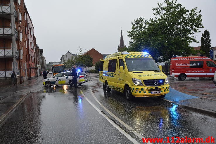 Redning Drukneulykke Søer. Dæmningen i Vejle. 05/09-2015 Kl. 08:13.