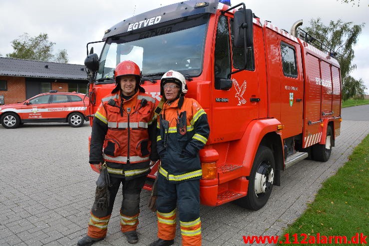 Redning Fastklemt Gl. Vingstedvej i Ødsted. 11/09-2015. Kl. 08:52.