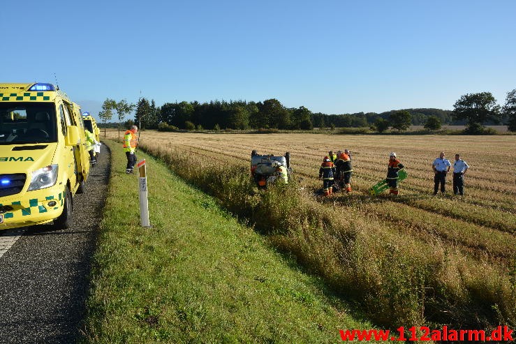 FUH med fastklemt. Ballevej i krydset ved Ballefriskole. 19/09-2015. Kl. 08:52.