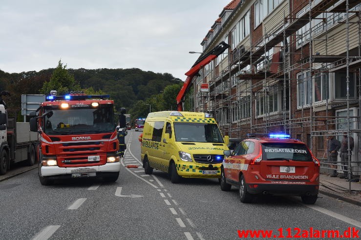 FUH med fastklemte. Østerbrogade i Vejle. 21/09-2015. Kl. 11:14.