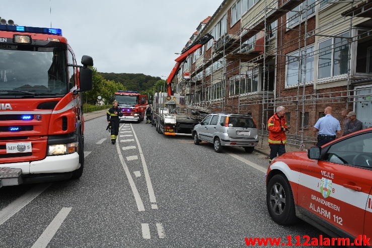 FUH med fastklemte. Østerbrogade i Vejle. 21/09-2015. Kl. 11:14.