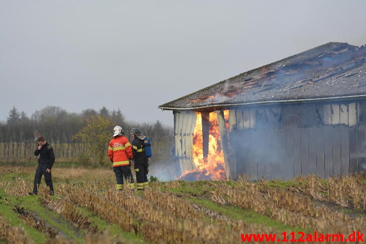 Gårdbrand. Vorkvej ved Egtved. 13/11-2015. Kl. 09:48.