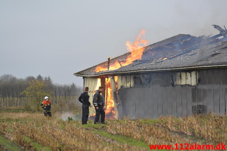 Gårdbrand. Vorkvej ved Egtved. 13/11-2015. Kl. 09:48.