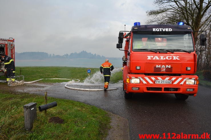 Gårdbrand. Vorkvej ved Egtved. 13/11-2015. Kl. 09:48.