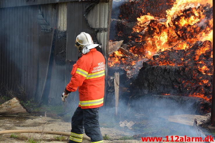 Gårdbrand. Vorkvej ved Egtved. 13/11-2015. Kl. 09:48.