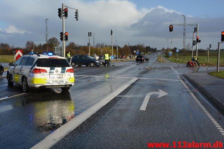 Alvorligt trafikuheld. Juelsminde krydset i Vejle. 14/11-2015. Kl. 10:30.