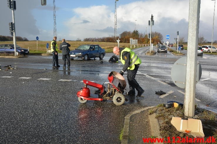 Alvorligt trafikuheld. Juelsminde krydset i Vejle. 14/11-2015. Kl. 10:30.