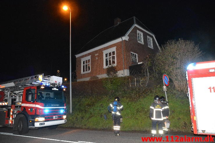 Skorstensbrand. Ribe Landevej i Vejle. 20/11-2015. Kl. 18:32.