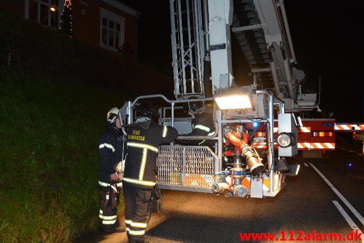 Skorstensbrand. Ribe Landevej i Vejle. 20/11-2015. Kl. 18:32.