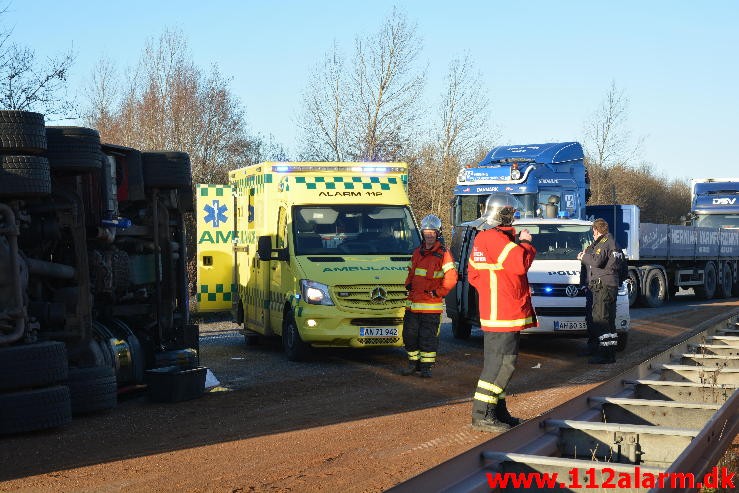 Det helt galt for en lastbil chauffør. Motorvejen E45 i sydgående spor. 26/11-2015. Kl. 14:52.