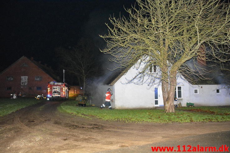 Gårdbrand. Horstedvej i Højen. 26/11-2015. Kl. 21:49.