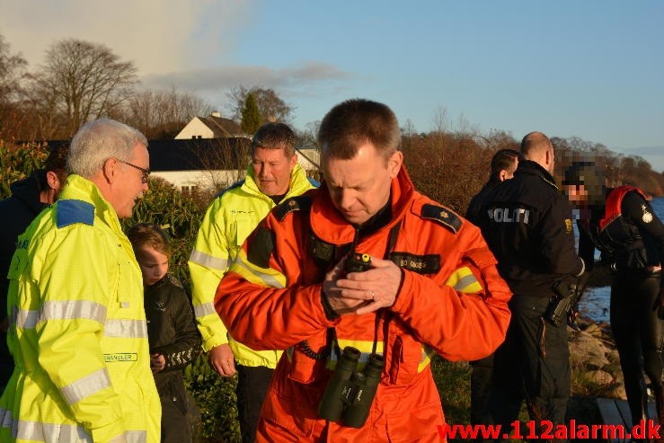 Redning drukneulykke. Vejle fjord. 11/142-2015. Kl. 14:28.