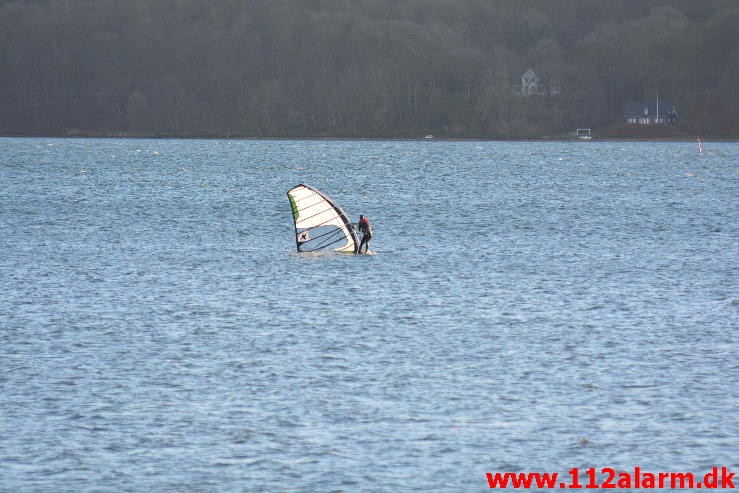 Redning drukneulykke. Vejle fjord. 11/142-2015. Kl. 14:28.