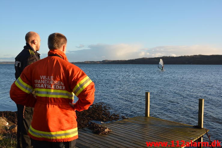 Redning drukneulykke. Vejle fjord. 11/142-2015. Kl. 14:28.