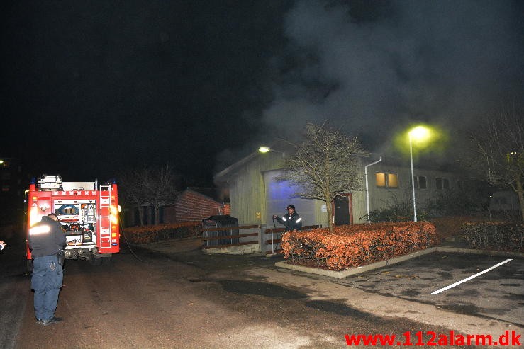 Brande i Container i bygning. Parkvej i Vejle. 15/01-2016. Kl. 18:22.