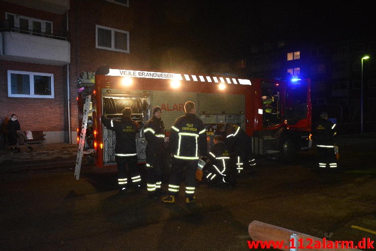 Brande i Container i bygning. Parkvej i Vejle. 15/01-2016. Kl. 18:22.