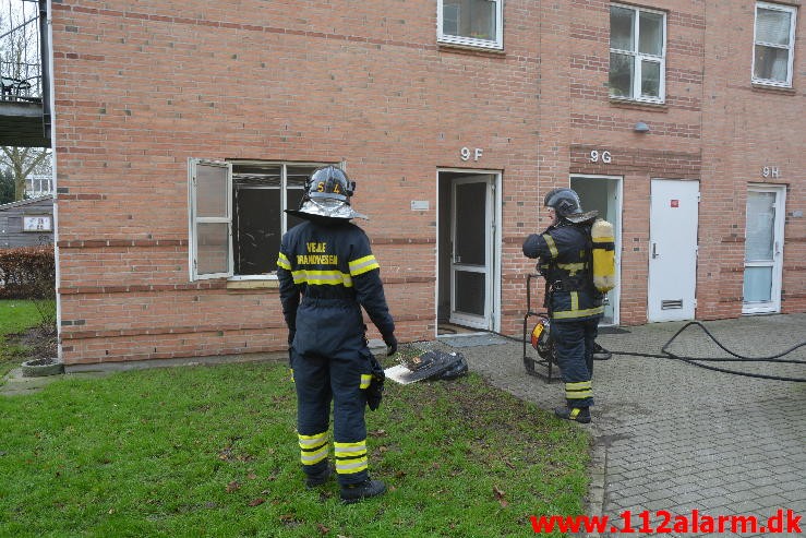 Brand i Etageejendom. Enggade i Vejle. 15/01-2015. Kl. 13:52.