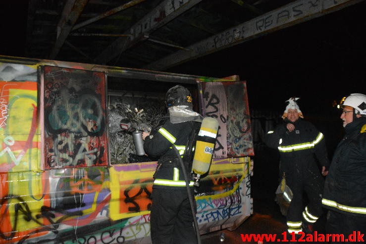 Brand i Container. Spinderigade i Vejle. 31/12-2015. KL. 19:31.