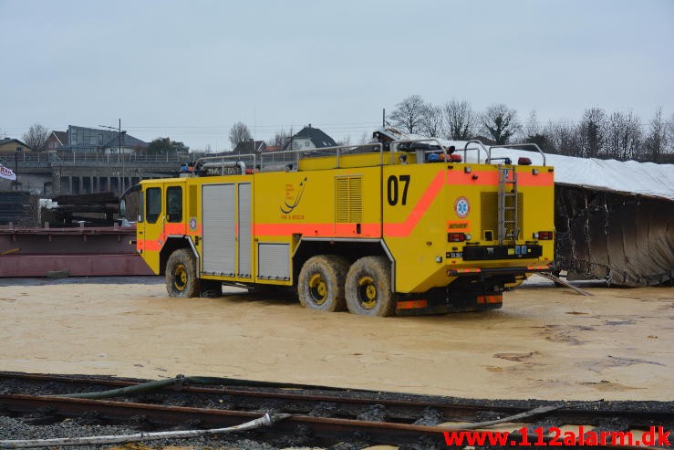 Billeder fra oprydningsarbejde. Fredericia Havn. 06/02-2016. Kl. 16:30.