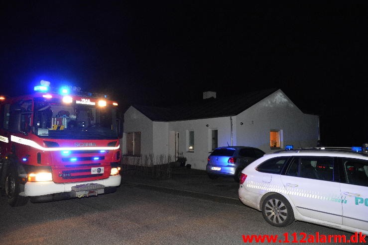 Brand i Villa. Skovkrogen i Vejle. 13/02-2016. Kl. 19:44.