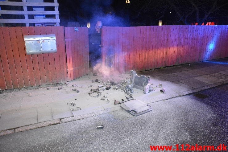 Containerbrand i bygning. Aagade i Vejle. 09/03-2016. Kl. 00:06.