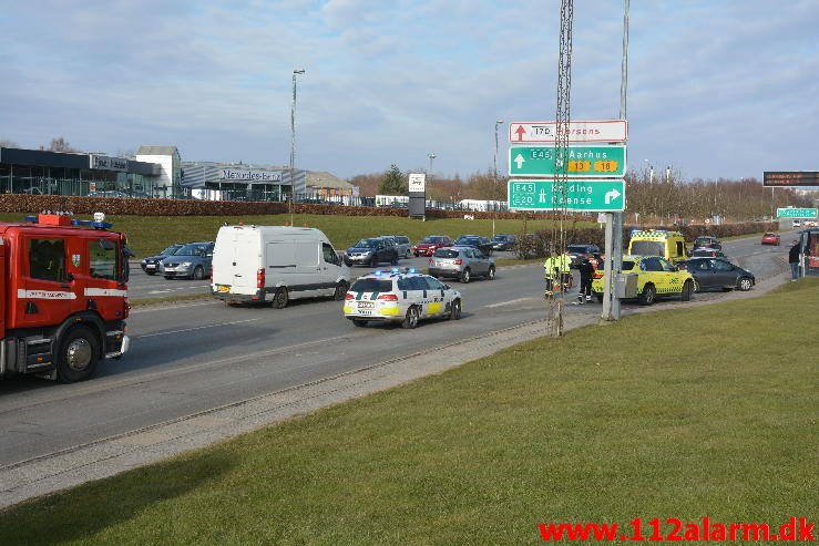 Mindre Trafik uheld. Horsensvej i Vejle. 13/03-2016. 15:29.