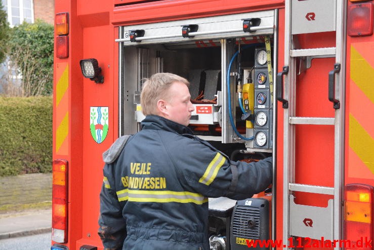 Brand i Villa. Ribe Landevej i Vejle. 21/03-2016. Kl. 16:51.