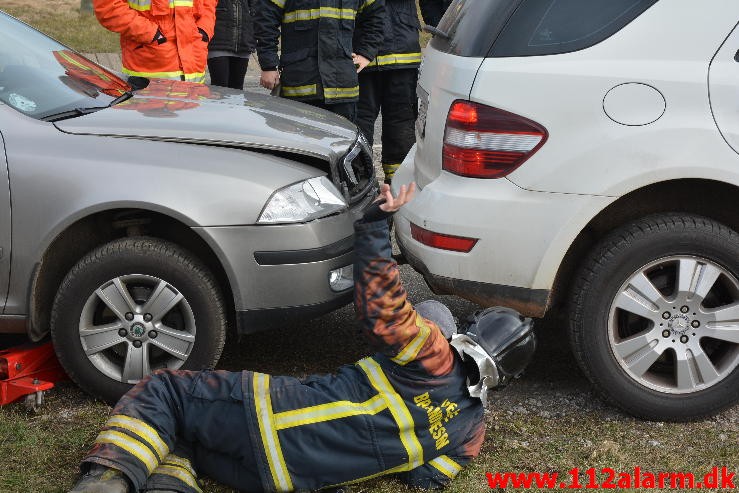 FUH med fastklemt. Viborg hovedvej ved Tørring. 21/03-2016. Kl. 08:28.