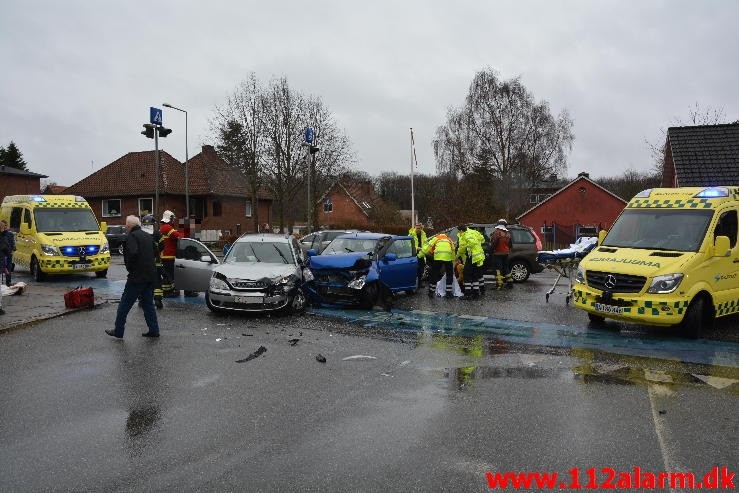 FUH med fastklemt Fredericiavej i Vejle. 27/03-2016. Kl. 14:33.