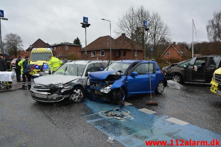 FUH med fastklemt Fredericiavej i Vejle. 27/03-2016. Kl. 14:33.