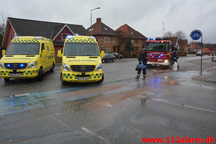 FUH med fastklemt Fredericiavej i Vejle. 27/03-2016. Kl. 14:33.