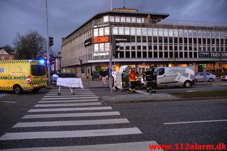 FUH med fastklemt. Sønderbrogade i Vejle. 12/04-2016. Kl. 06:03.