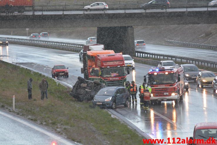 3 Uheld på under 30 minutter. Fredericiavej/E45 i Vejle. 26/04-2016. Kl. 18:12.