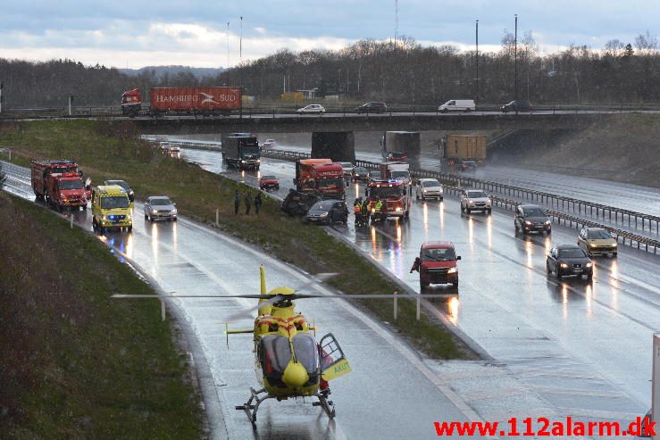 3 Uheld på under 30 minutter. Fredericiavej/E45 i Vejle. 26/04-2016. Kl. 18:12.