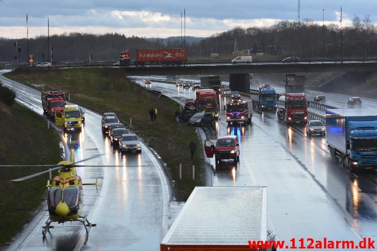 3 Uheld på under 30 minutter. Fredericiavej/E45 i Vejle. 26/04-2016. Kl. 18:12.