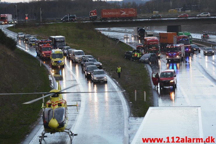 3 Uheld på under 30 minutter. Fredericiavej/E45 i Vejle. 26/04-2016. Kl. 18:12.
