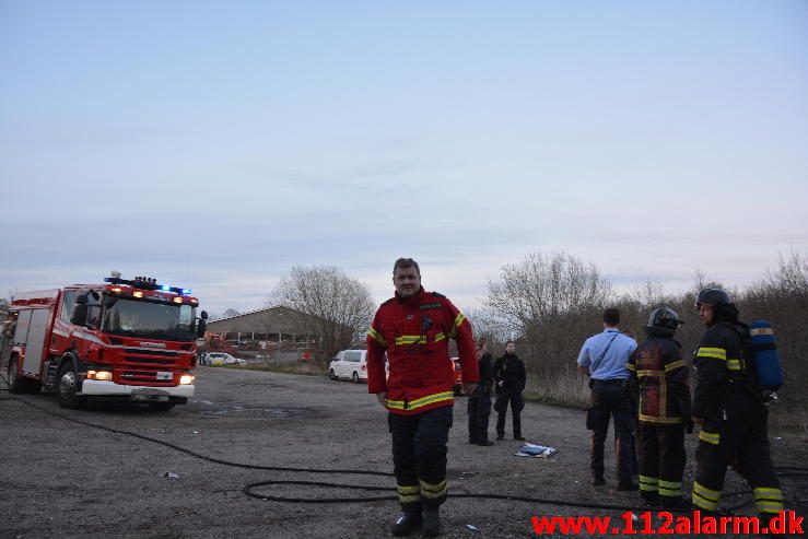 Brand i Campingvogn. Islandsvej i Vejle. 01/05-2016. Kl. 20:44.