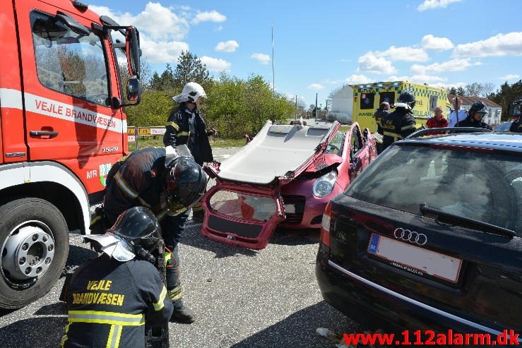 Kørte frontalt sammen. Viborg Hovedvej ved Hotel Gudenåen. 04/05-2016. Kl. 12:52.