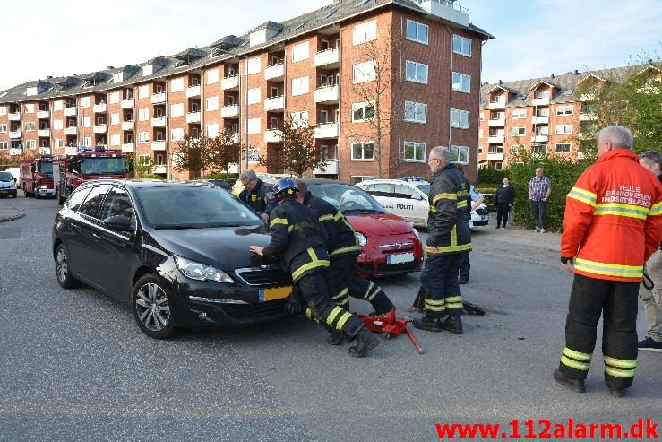 FUH med fastklemt. Ørstedsgade i Vejle. 06/05-2016. Kl. 18:55.