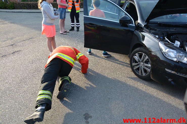 FUH med fastklemt. Ørstedsgade i Vejle. 06/05-2016. Kl. 18:55.