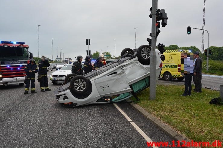 FUH med fastklemt. Fredericiavej lige ved Motorvejen. 24/05-2016. Kl. 18:56.